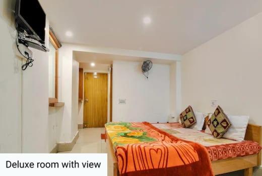 Odyssey Stays Pooja Homestay Массури Экстерьер фото